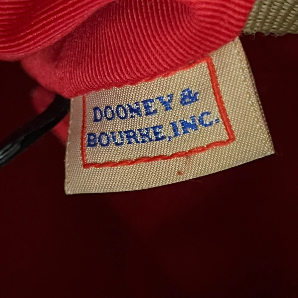 Dooney and Bourke pink leather shoulder bag - Picture 4 of 9